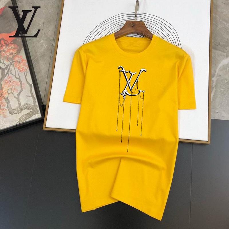 Louis Vuitton Men's T-shirts 246